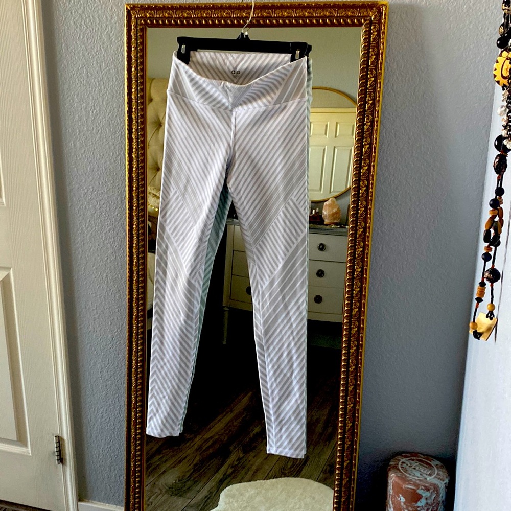 alo leggings size S